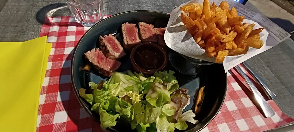Pavé de Faux Filet Charolais Frites
